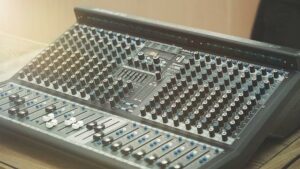 Epilace elektrickou jehlou cena: Zjistěte, co ovlivňuje náklady na tuto účinnou metodu